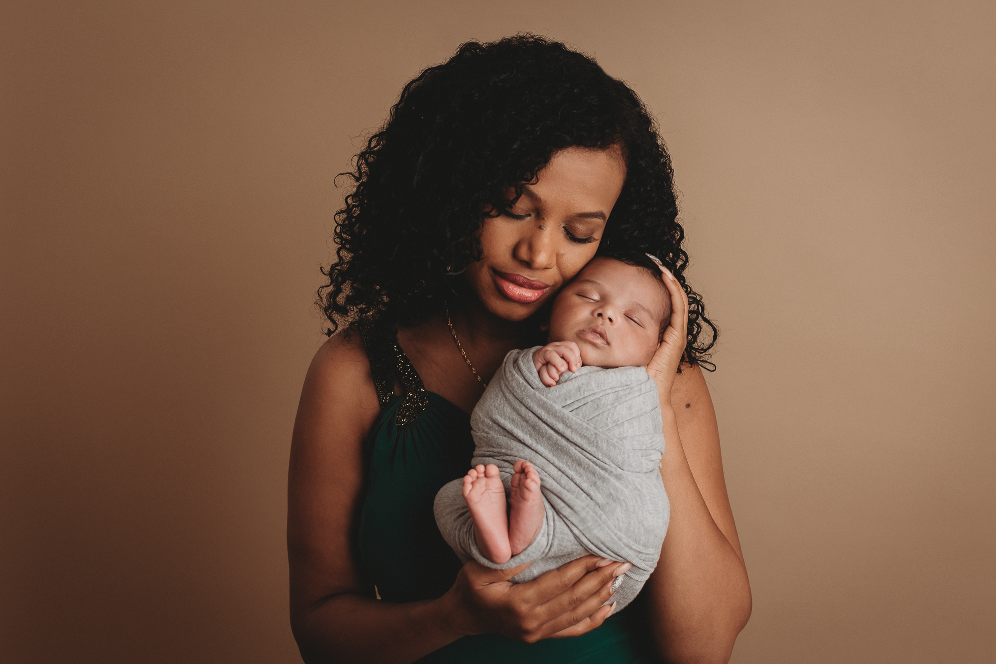 Helpful tips for moms. Newborn photographer Atlanta, GA.