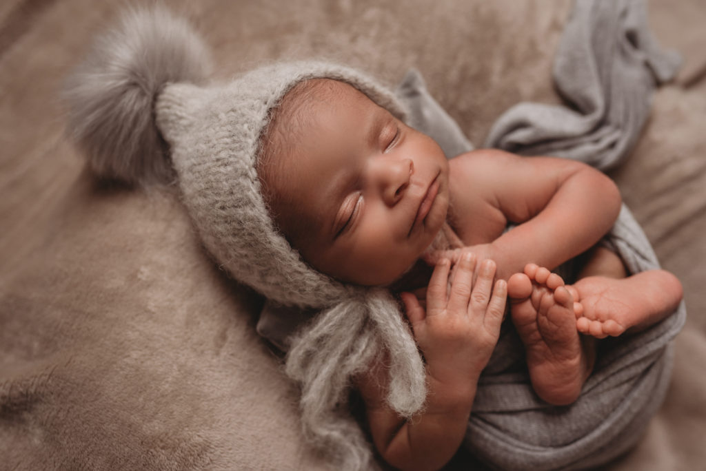 Sandy Springs newborn photographer
