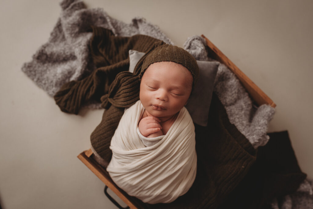 Atlanta's best newborn photographer. Newborn photography Marietta GA. Milton GA baby photographer.